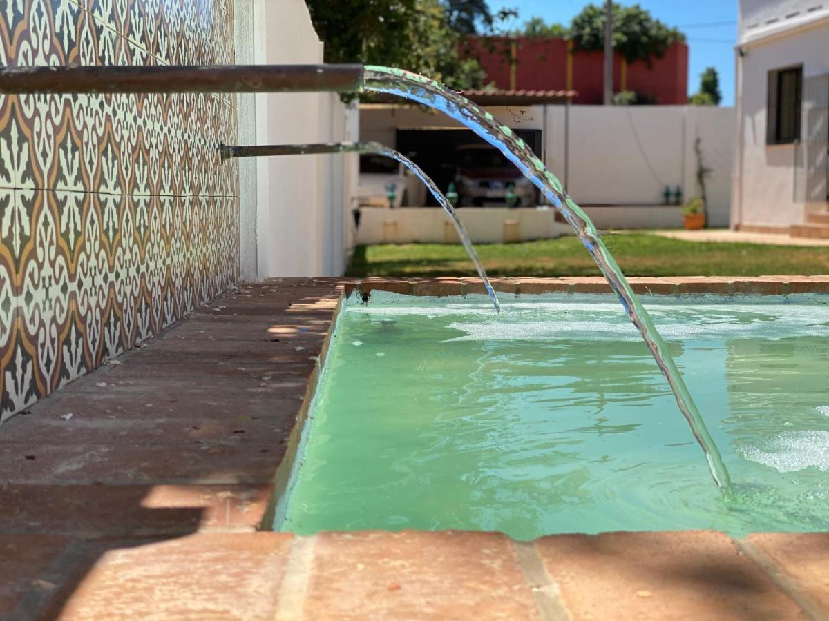 Villa Guadaira, Holiday House With Pool In Seville Southern Spain 阿尔卡拉德瓜代拉 外观 照片